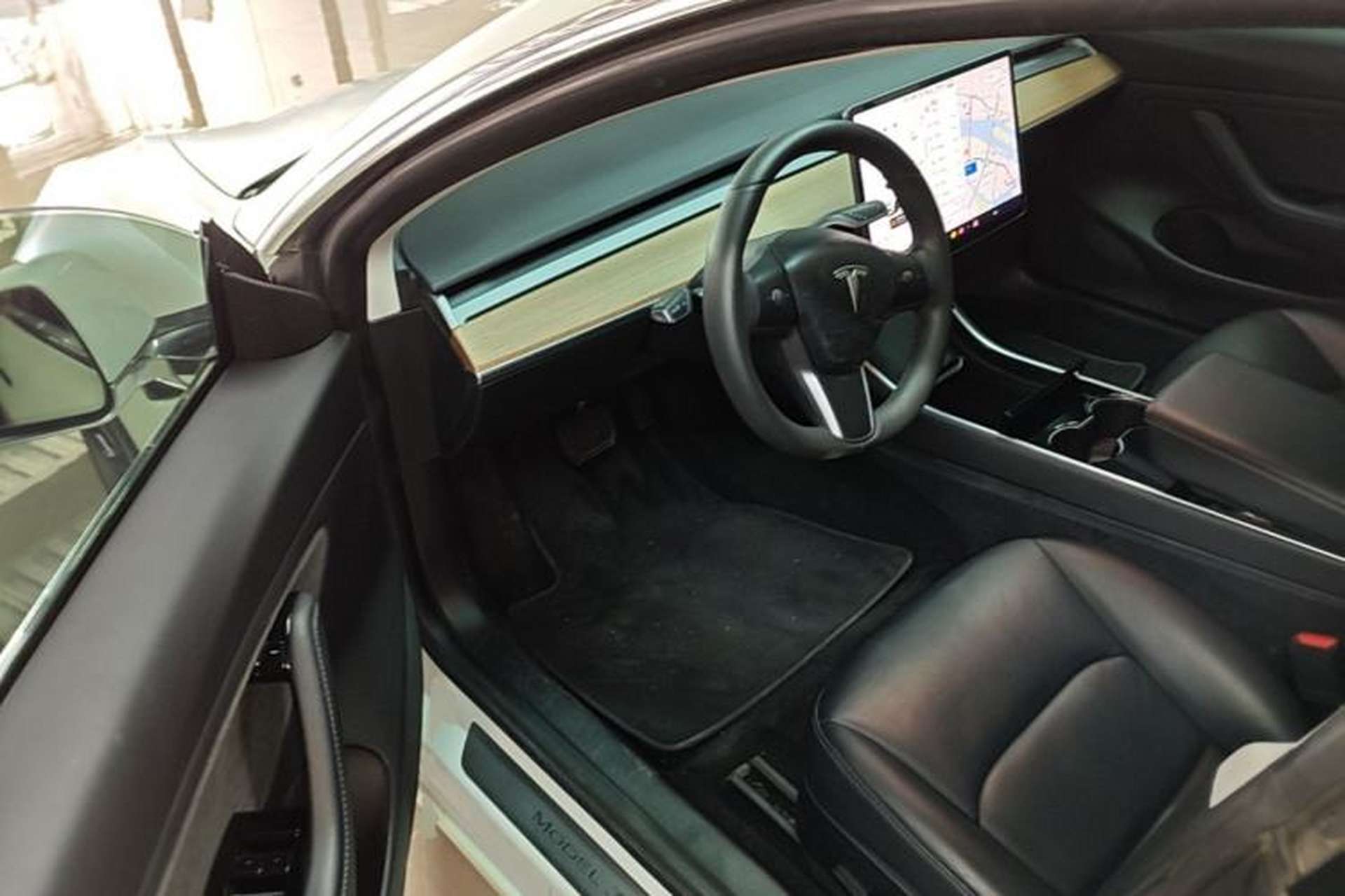 Used Tesla Model 3 2019 Standard Range Rear-Wheel Drive Upgraded Version (52 kWh) Driver Seat