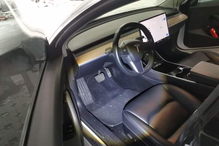 Used Tesla Model 3 2019 Long-Range Rear-Wheel-Drive Version Driver Seat