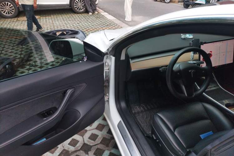 Used Tesla Model 3 2019 Long-Range Rear-Wheel-Drive Version Driver Seat