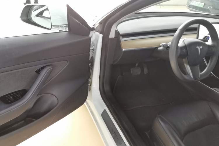 Used Tesla Model 3 2019 Standard Range Rear-Wheel Drive Upgraded Version (52 kWh) Driver Seat