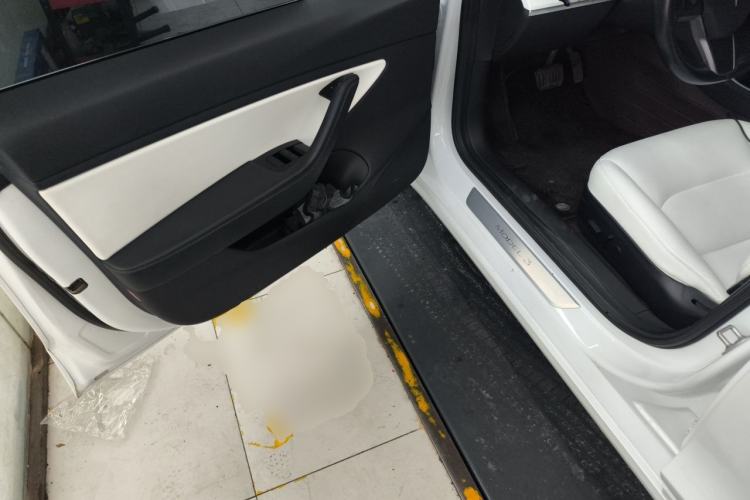 Used Tesla Model 3 2019 Long-Range Rear-Wheel-Drive Version Driver Seat