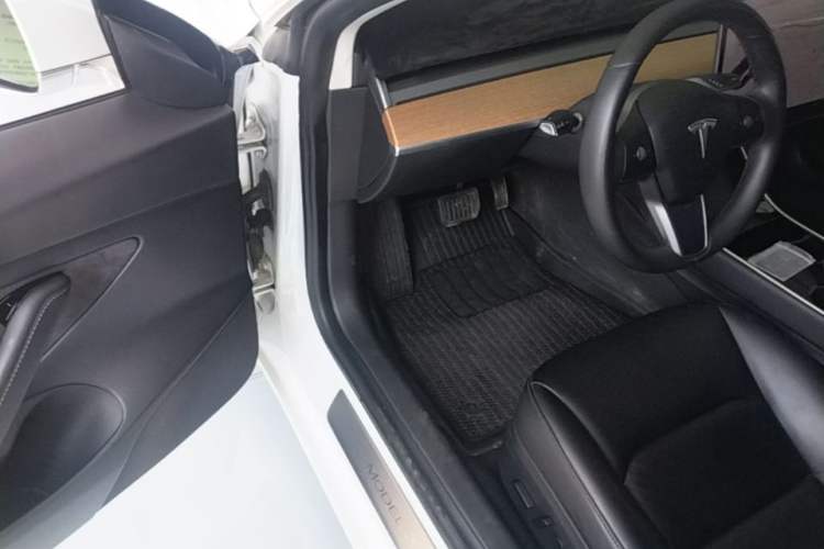 Used Tesla Model 3 2019 Standard Range Rear-Drive Upgraded Version Driver Seat