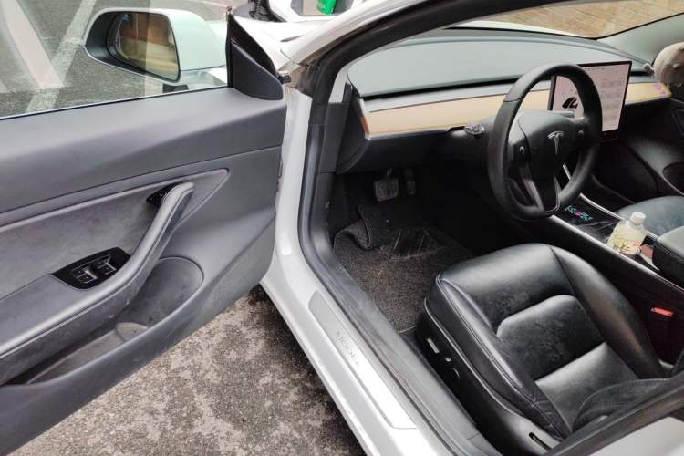 Used Tesla Model 3 2019 Standard Range Rear-Wheel Drive Upgraded Version (60 kWh) Driver Seat