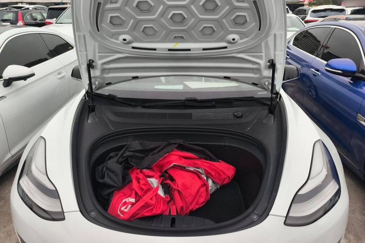 Used Tesla Model 3 2019 Long-Range Rear-Wheel-Drive Version Engine Bay