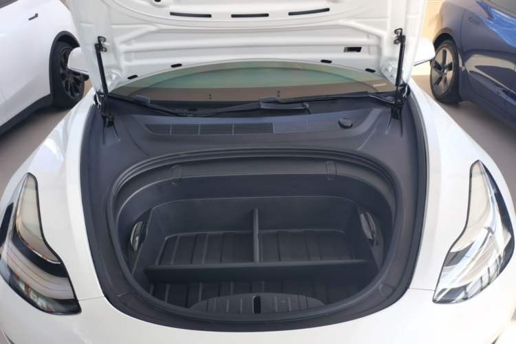 Used Tesla Model 3 2019 Standard Range Rear-Drive Upgraded Version Engine Bay