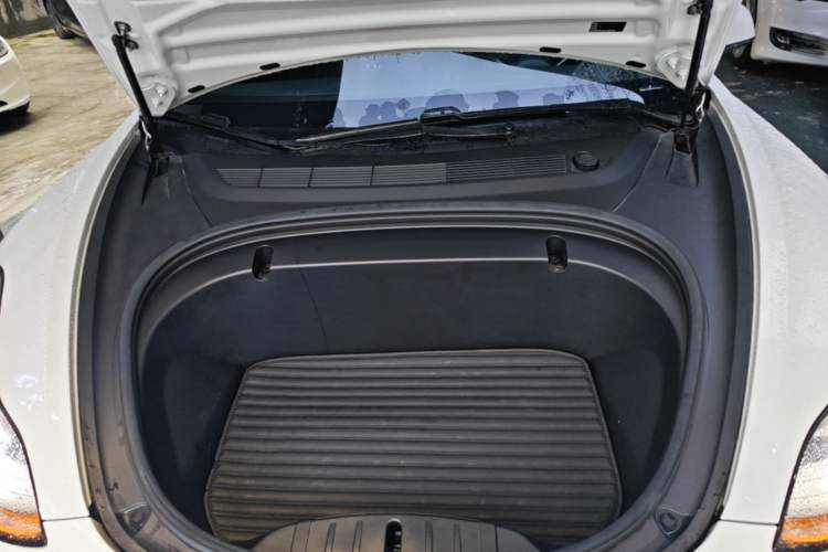 Used Tesla Model 3 2019 Standard Range Rear-Drive Upgraded Version Engine Bay