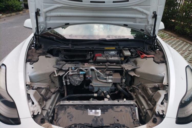 Used Tesla Model 3 2019 Long-Range Rear-Wheel-Drive Version Engine Bay