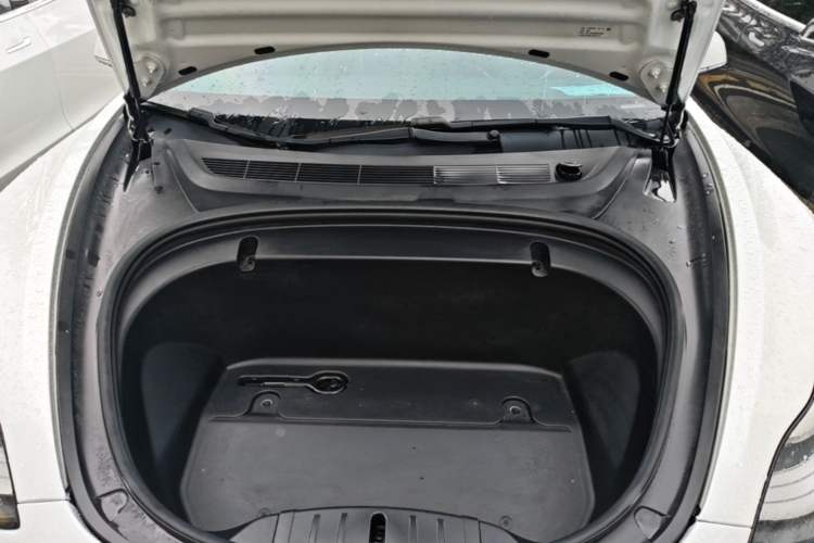 Used Tesla Model 3 2019 Long-Range All-Wheel-Drive Version Engine Bay