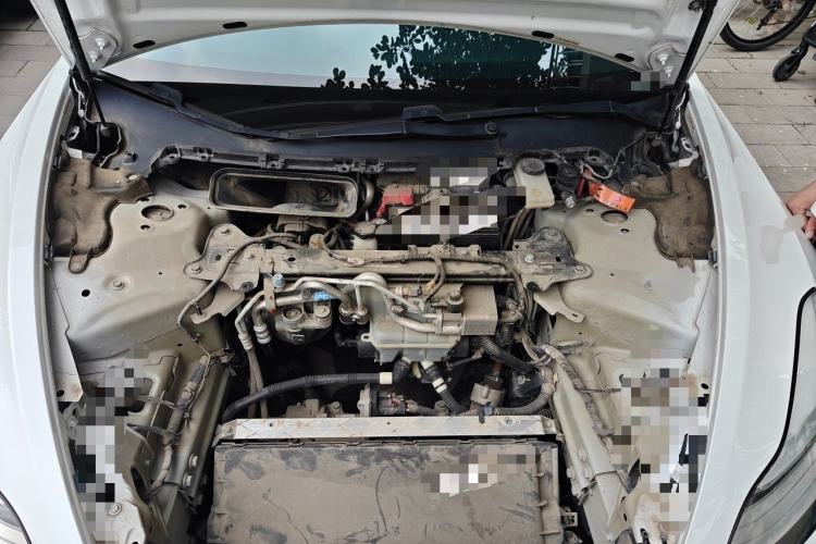 Used Tesla Model 3 2019 Long-Range Rear-Wheel-Drive Version Engine Bay