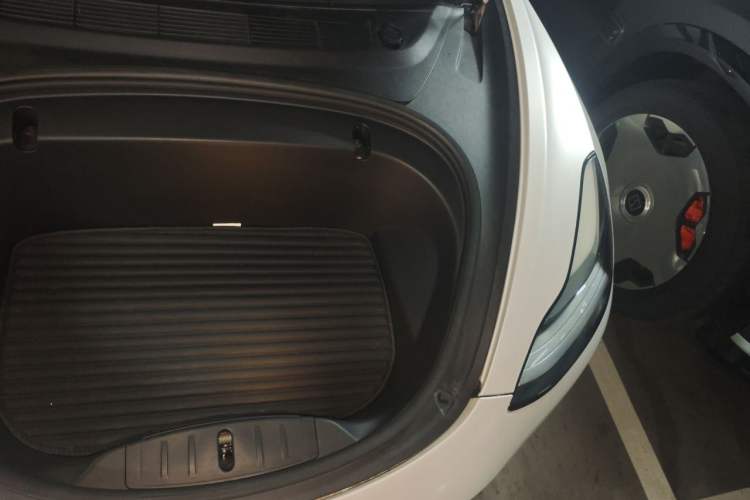 Used Tesla Model 3 2019 Standard Range Rear-Drive Upgraded Version Engine Bay Left
