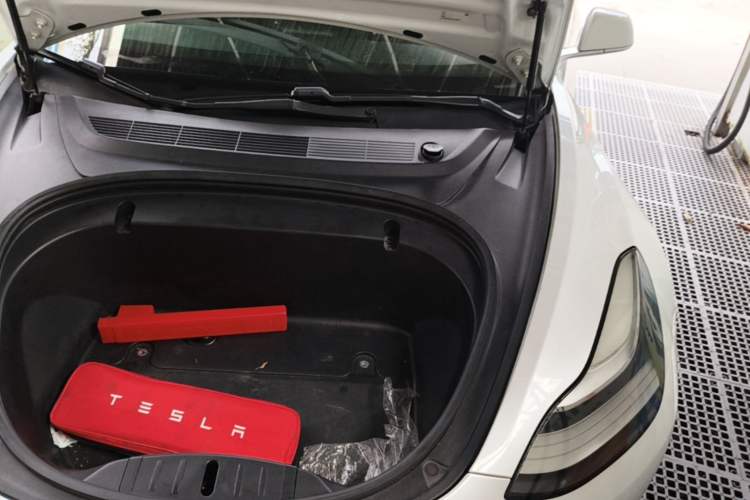 Used Tesla Model 3 2019 Standard Range Rear-Wheel Drive Upgraded Version (52 kWh) Engine Bay Left