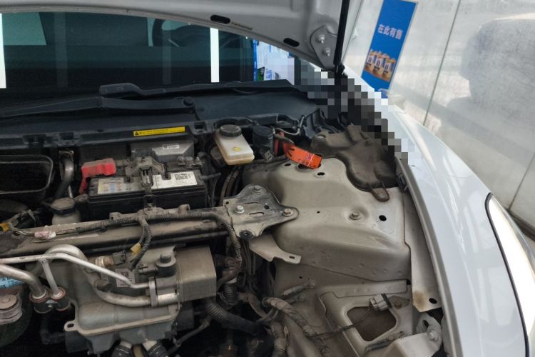 Used Tesla Model 3 2019 Long-Range Rear-Wheel-Drive Version Engine Bay Left