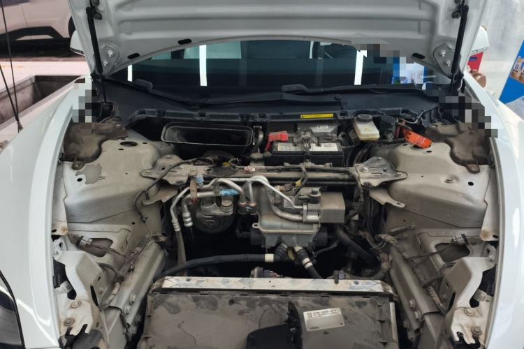 Used Tesla Model 3 2019 Long-Range Rear-Wheel-Drive Version Engine Bay