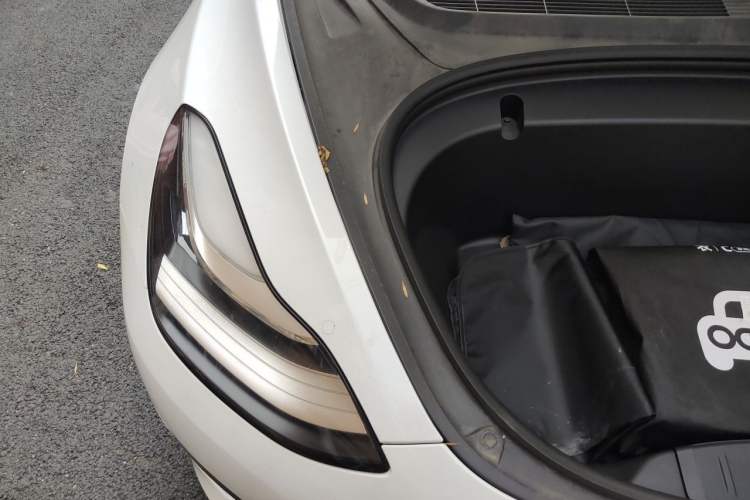 Used Tesla Model 3 2019 Standard Range Rear-Drive Upgraded Version Engine Bay Right