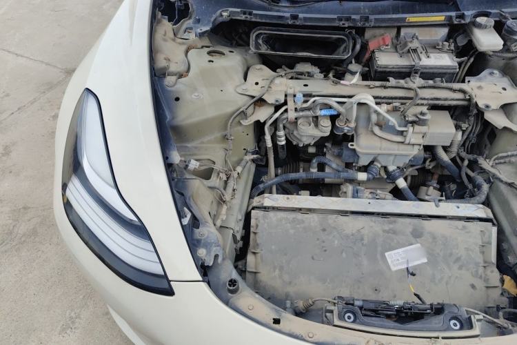 Used Tesla Model 3 2019 Long-Range All-Wheel-Drive Version Engine Bay Right