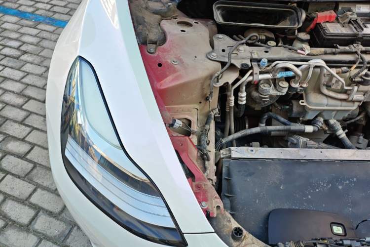 Used Tesla Model 3 2019 Performance High-Performance All-Wheel-Drive Version Engine Bay Right