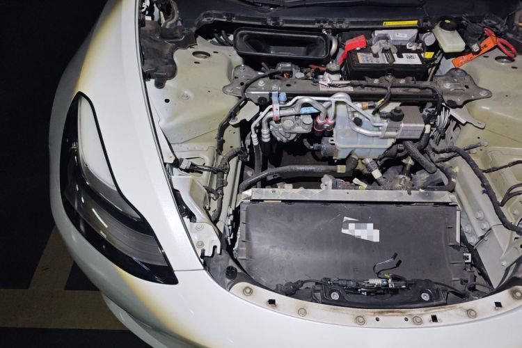 Used Tesla Model 3 2019 Standard Range Rear-Wheel Drive Upgraded Version (60 kWh) Engine Bay Right