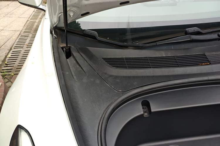 Used Tesla Model 3 2019 Standard Range Rear-Wheel Drive Upgraded Version (52 kWh) Engine Bay Right