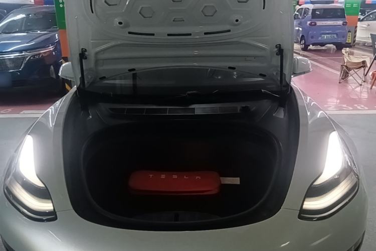 Used Tesla Model 3 2019 Long-Range Rear-Wheel-Drive Version Engine Bay