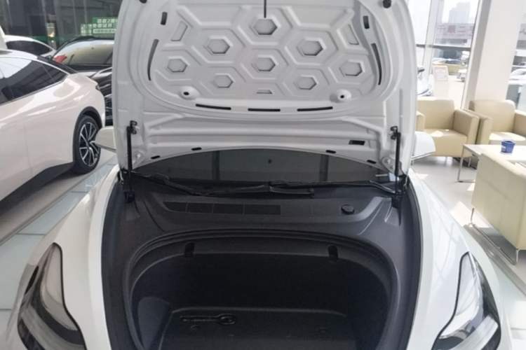 Used Tesla Model 3 2019 Standard Range Rear-Drive Upgraded Version Engine Bay