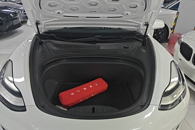 Used Tesla Model 3 2019 Long-Range Rear-Wheel-Drive Version Engine Bay