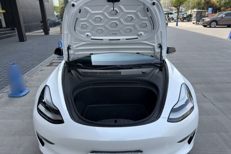 Used Tesla Model 3 2019 Long-Range Rear-Wheel-Drive Version Engine Bay