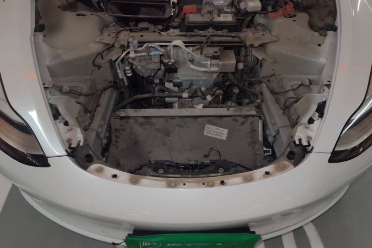Used Tesla Model 3 2019 Long-Range All-Wheel-Drive Version Engine Bay