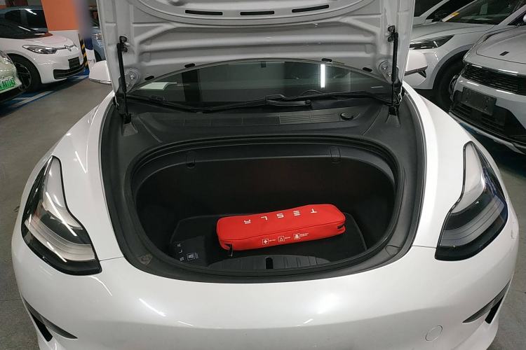 Used Tesla Model 3 2019 Long-Range Rear-Wheel-Drive Version Engine Bay
