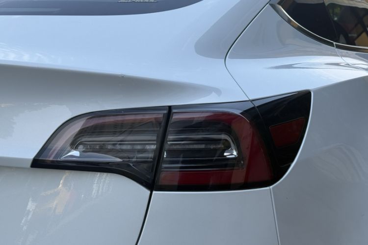 Used Tesla Model 3 2019 Standard Range Rear-Wheel Drive Upgraded Version (52 kWh) Exterior 11