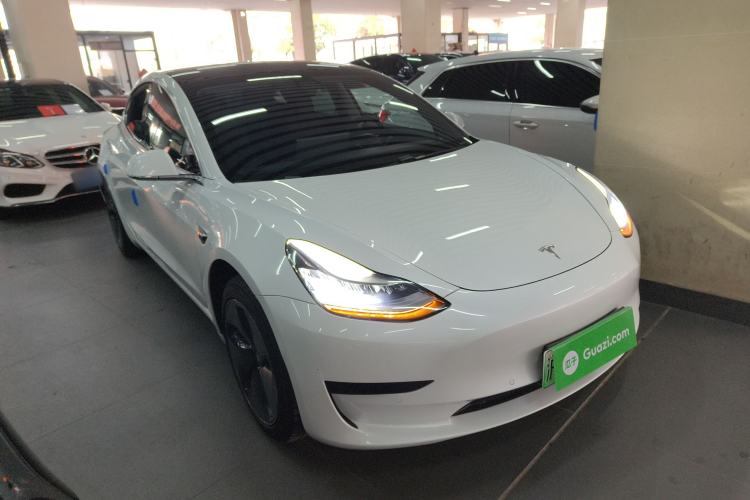 Used Tesla Model 3 2019 Standard Range Rear-Drive Upgraded Version Exterior 2