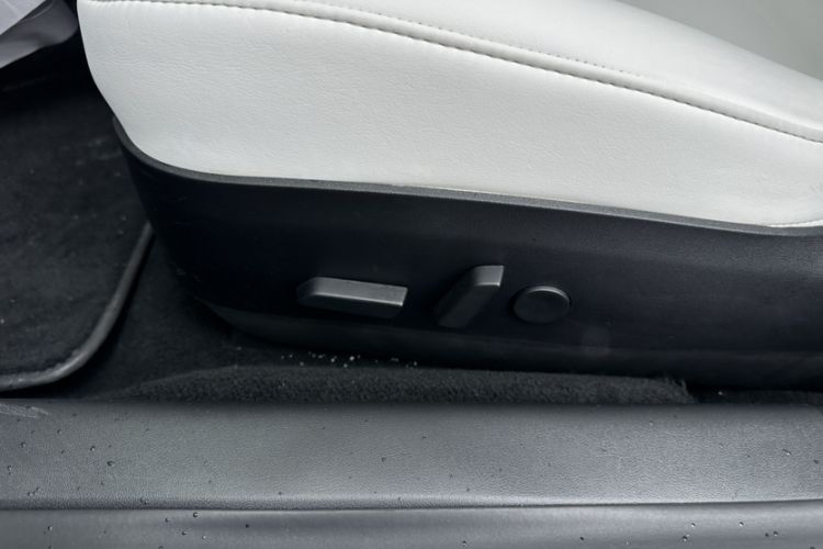 Used Tesla Model 3 2019 Long-Range Rear-Wheel-Drive Version Exterior 3