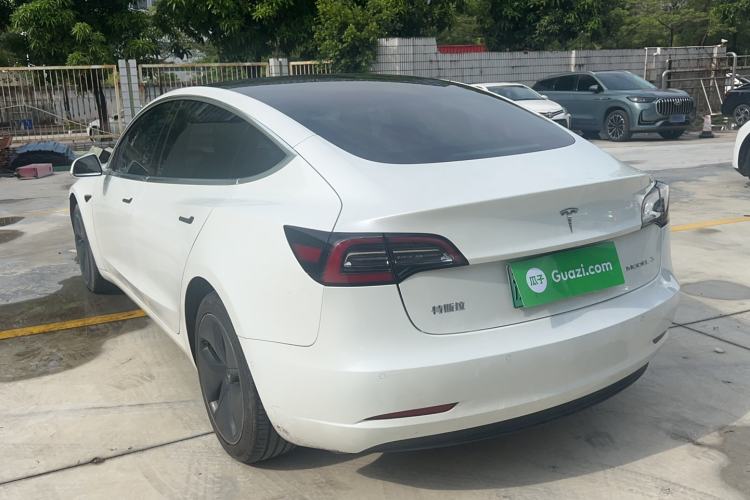 Used Tesla Model 3 2019 Standard Range Rear-Drive Upgraded Version Exterior 4