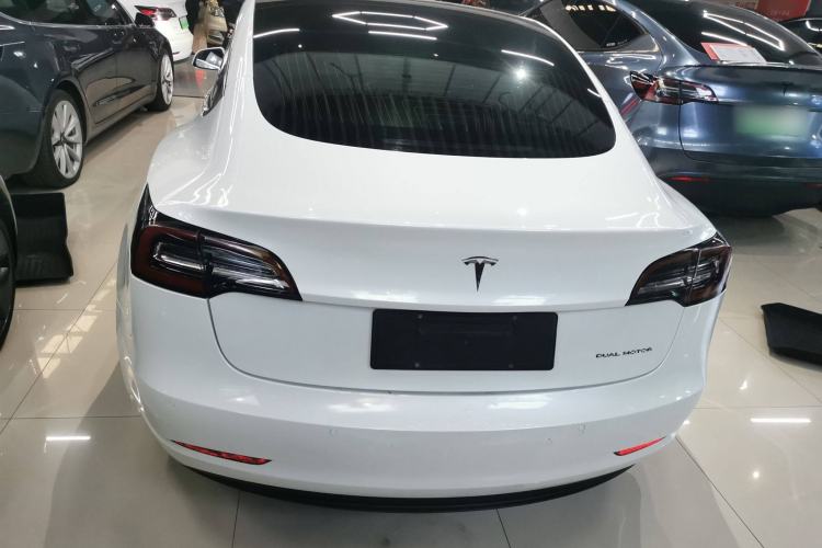 Used Tesla Model 3 2019 Long-Range All-Wheel-Drive Version Exterior 4
