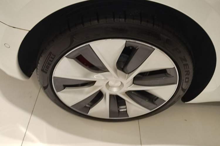 Used Tesla Model 3 2019 Performance High-Performance All-Wheel-Drive Version Exterior 5