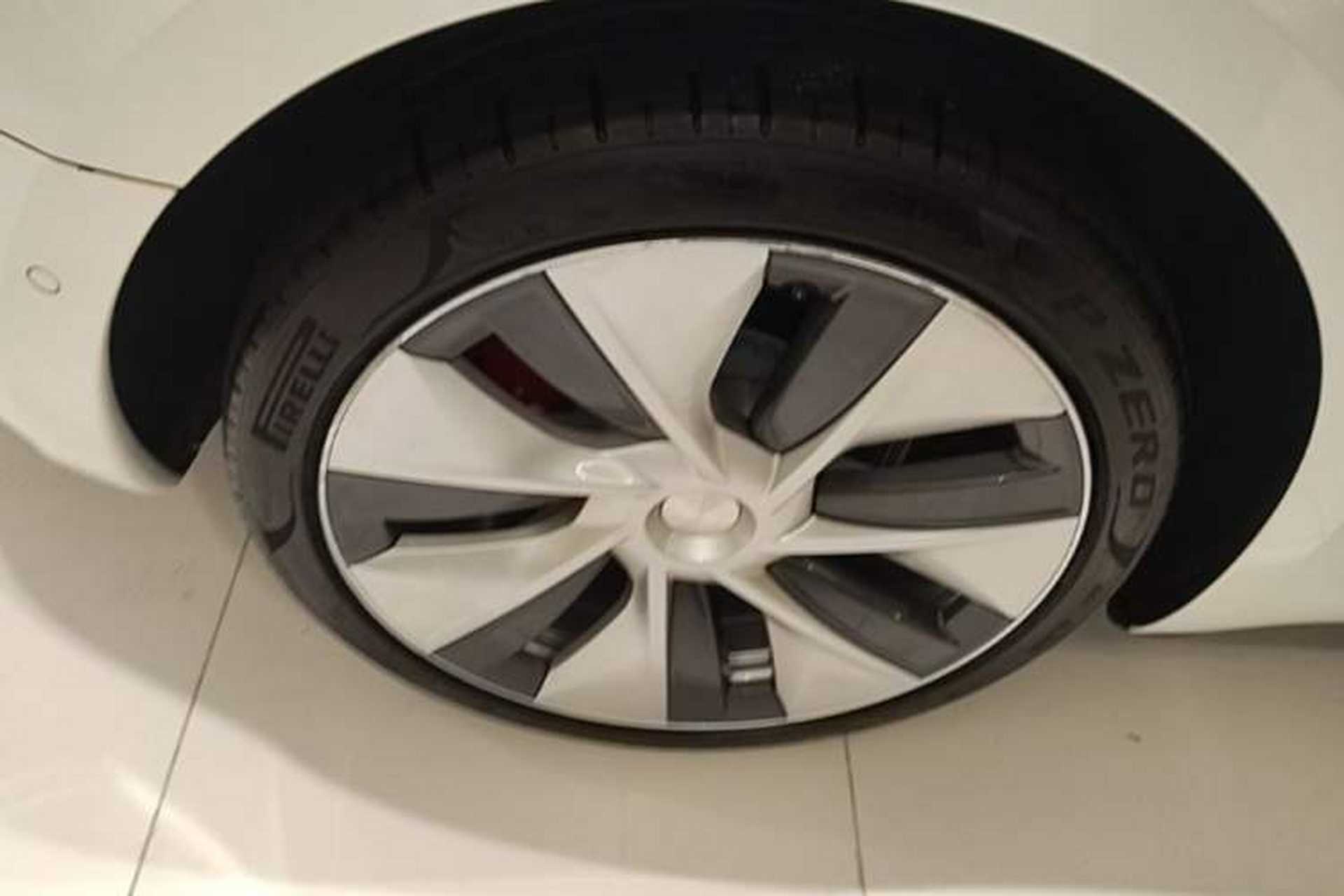 Used Tesla Model 3 2019 Performance High-Performance All-Wheel-Drive Version Exterior 5