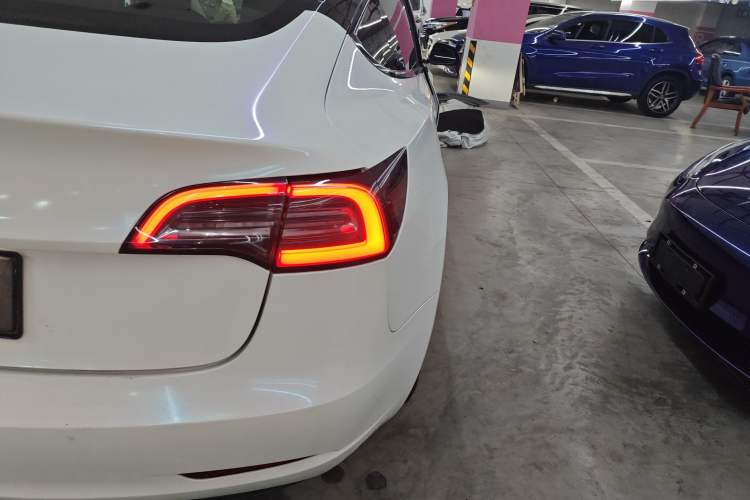 Used Tesla Model 3 2019 Long-Range Rear-Wheel-Drive Version Exterior 6