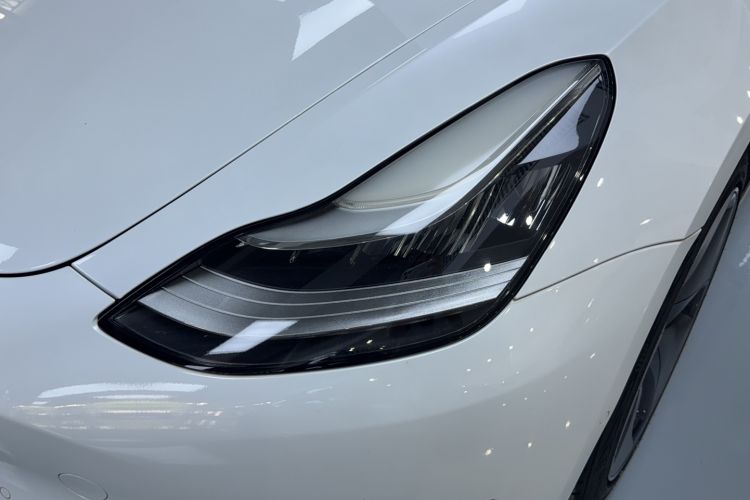 Used Tesla Model 3 2019 Standard Range Rear-Drive Upgraded Version Exterior 7