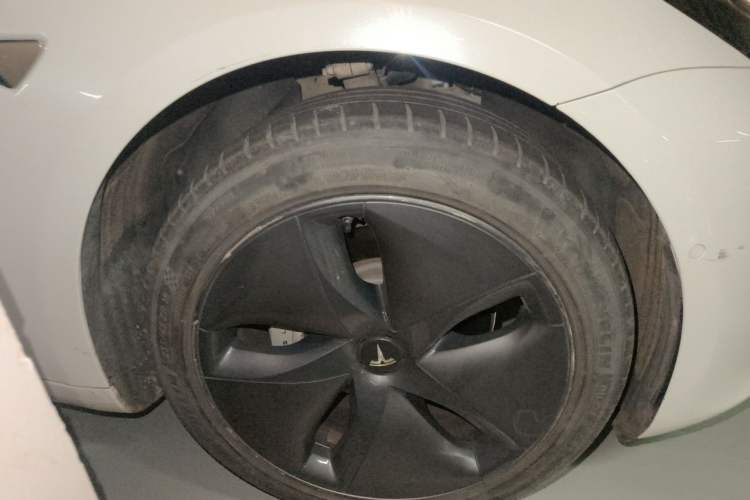 Used Tesla Model 3 2019 Long-Range All-Wheel-Drive Version Exterior 7