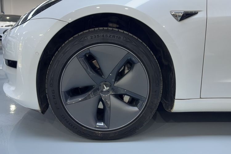 Used Tesla Model 3 2019 Standard Range Rear-Drive Upgraded Version Exterior 8