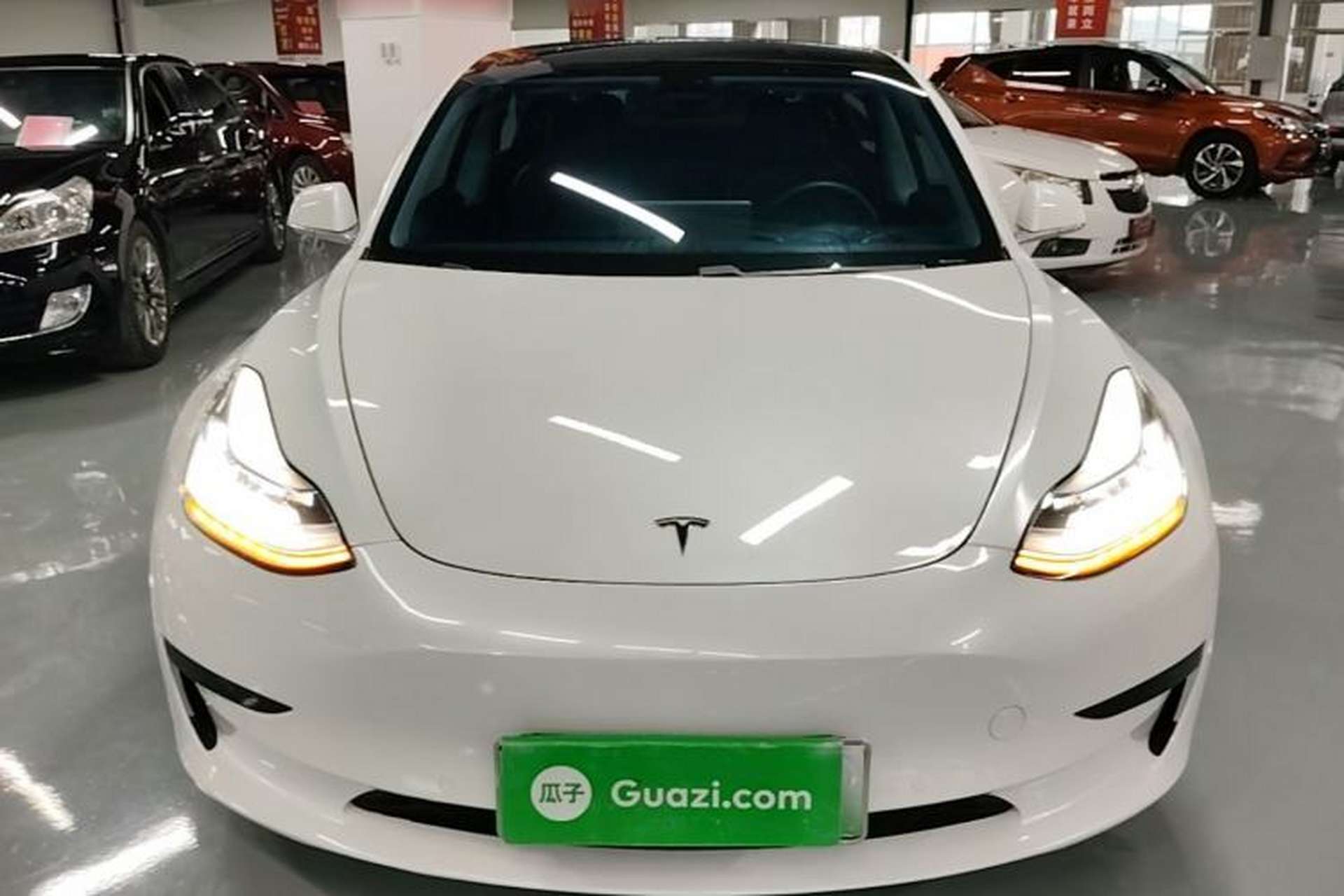 Used Tesla Model 3 2019 Standard Range Rear-Drive Upgraded Version Front
