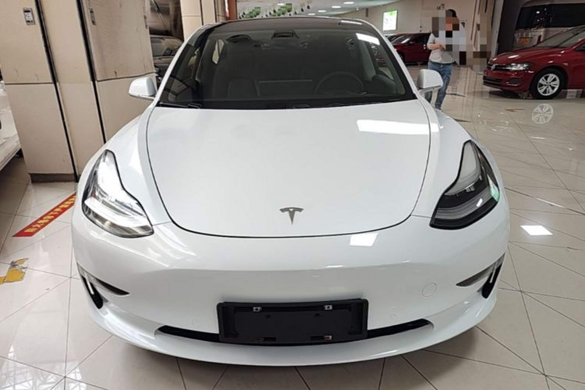 Used Tesla Model 3 2019 Long-Range Rear-Wheel-Drive Version Front