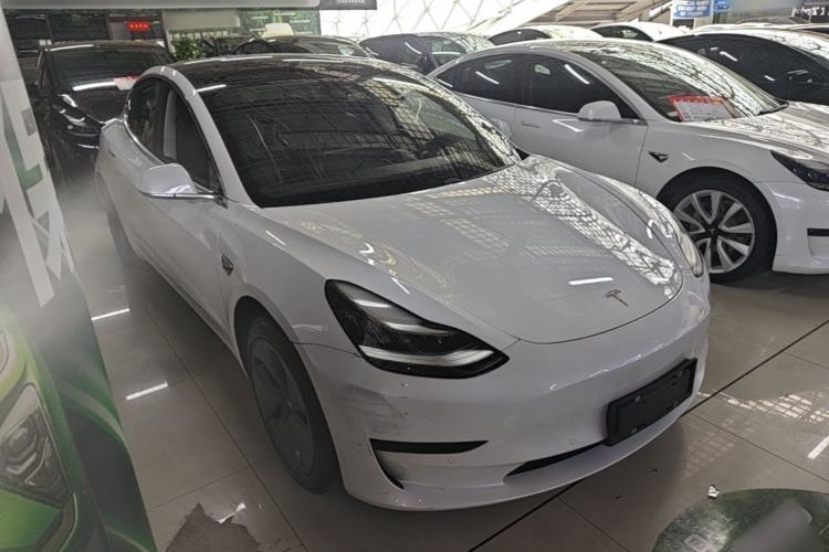 Used Tesla Model 3 2019 Standard Range Rear-Wheel Drive Upgraded Version (60 kWh) Front Right 45 Deg