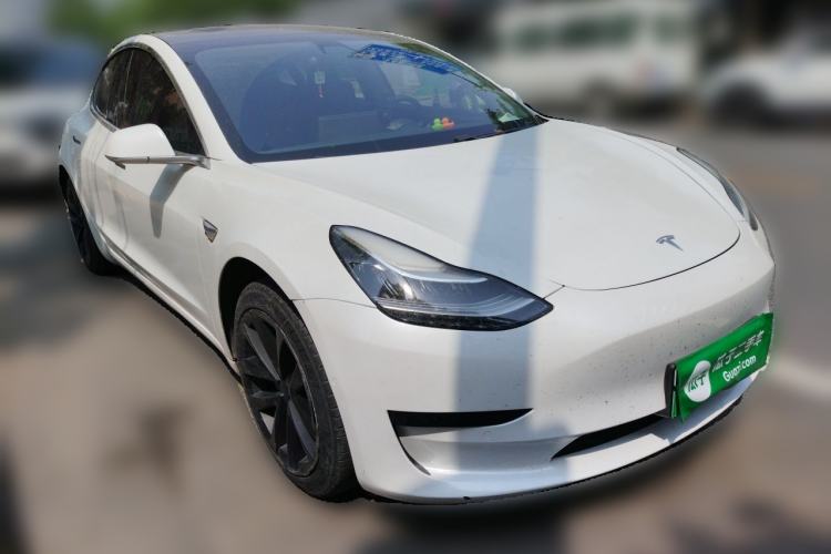 Used Tesla Model 3 2019 Standard Range Rear-Wheel Drive Upgraded Version (60 kWh) Front Right 45 Deg