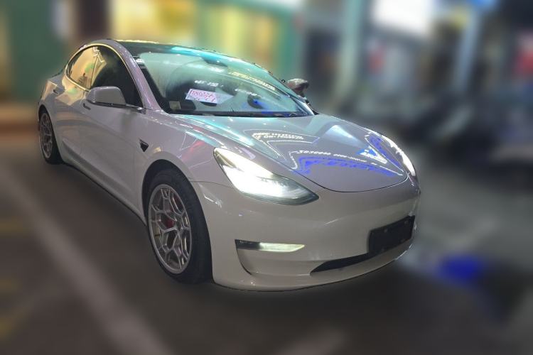 Used Tesla Model 3 2019 Standard Range Rear-Wheel Drive Upgraded Version (60 kWh) Front Right 45 Deg