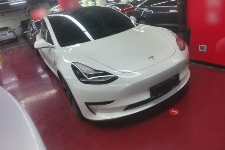 Used Tesla Model 3 2019 Long-Range All-Wheel-Drive Version Front Right 45 Deg