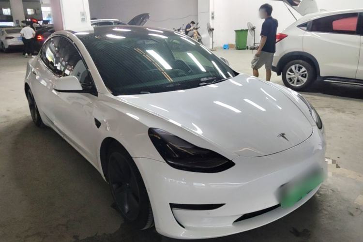 Used Tesla Model 3 2019 Long-Range All-Wheel-Drive Version Front Right 45 Deg