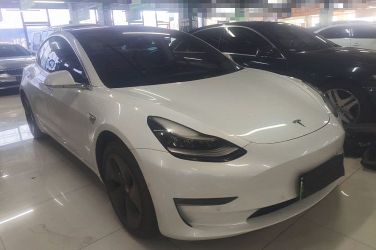 Used Tesla Model 3 2019 Long-Range All-Wheel-Drive Version Front Right 45 Deg
