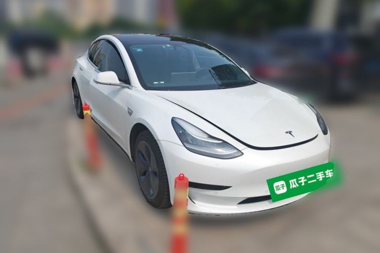 Used Tesla Model 3 2019 Standard Range Rear-Drive Upgraded Version Front Right 45 Deg