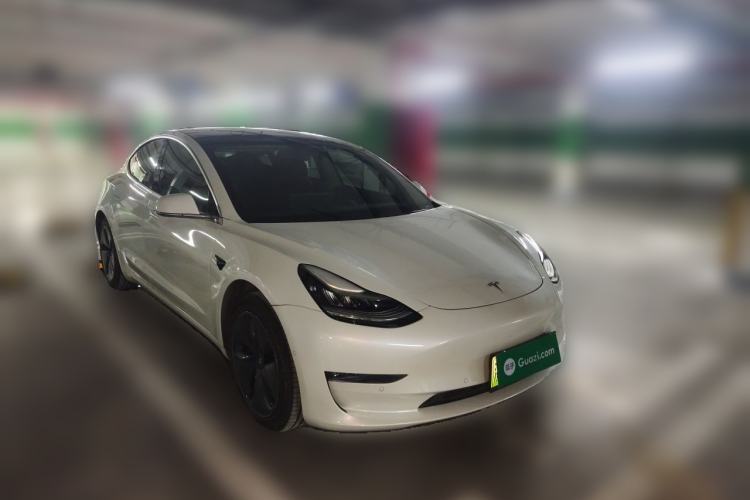 Used Tesla Model 3 2019 Long-Range Rear-Wheel-Drive Version Front Right 45 Deg
