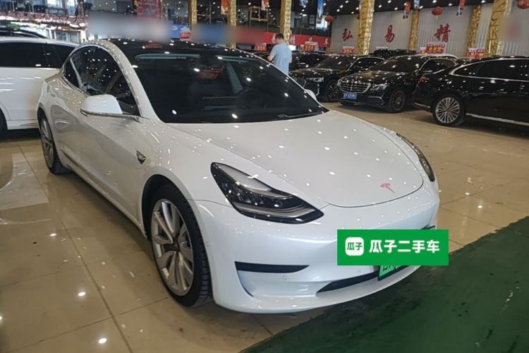 Used Tesla Model 3 2019 Standard Range Rear-Drive Upgraded Version Front Right 45 Deg